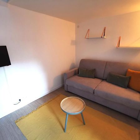 Studio En Duplex Dans Un Hotel Particulier Кан Екстериор снимка
